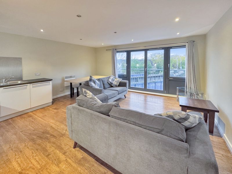 White Cart Court Shawlands